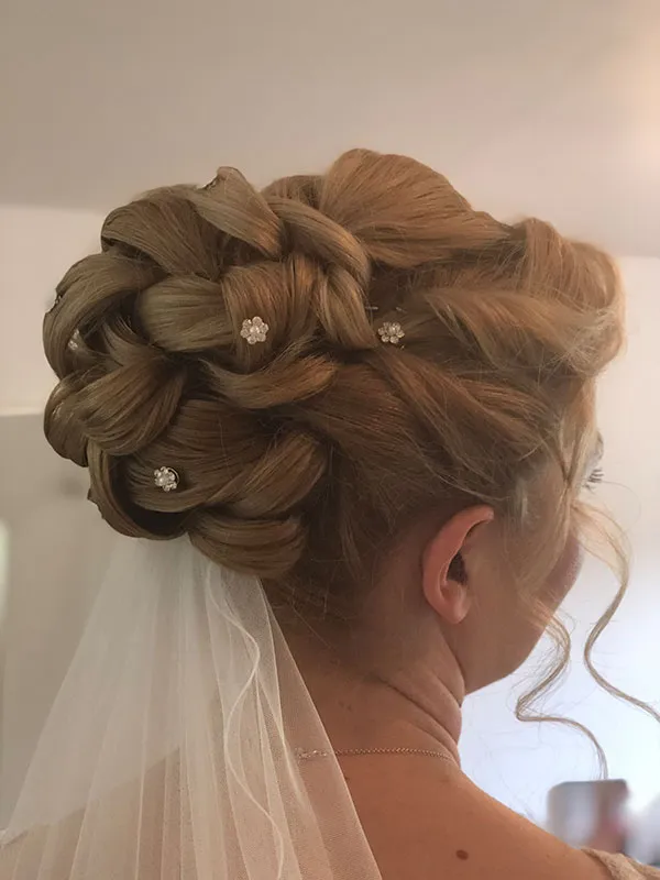 Spirit of Beauty – Beate Heinig – Wellness- und Schönheitssalon – Brautstyling